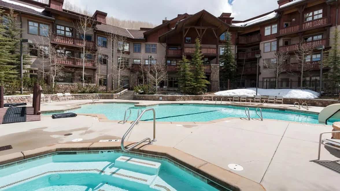Eagle Springs Lodge East
