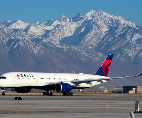 Airport Shuttle Ride and Transfer at the Salt Lake City International Airport